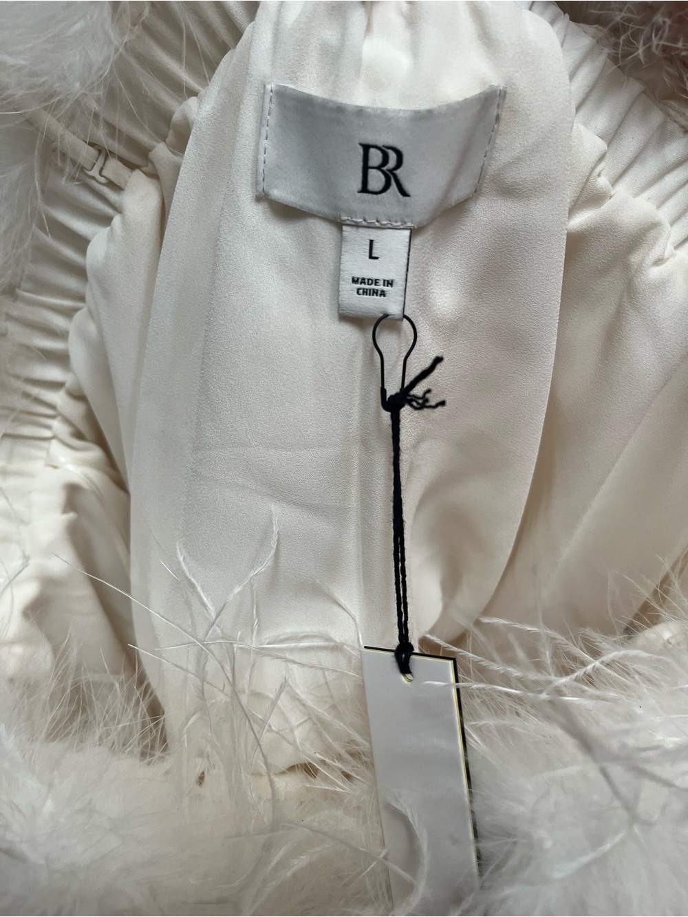 Banana Republic Ostrich Feather White Crop Top - Picture 4 of 4